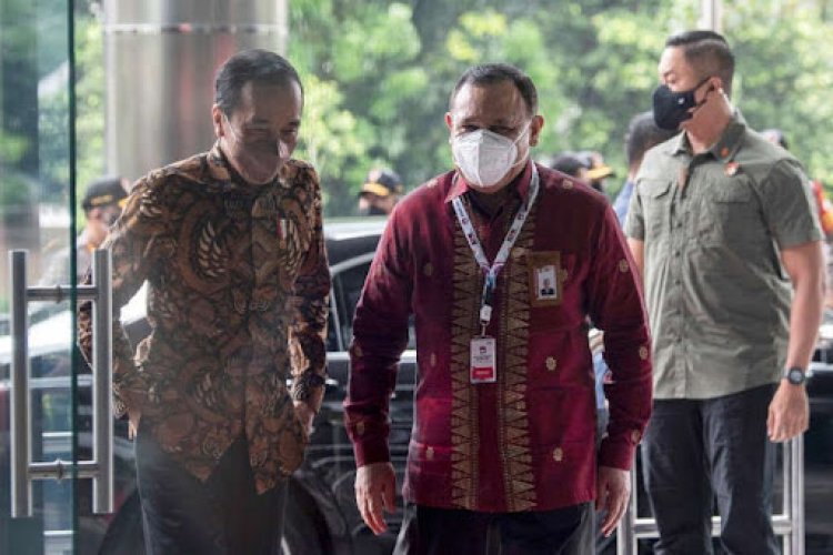 Di Depan Jokowi, Firli Bahuri Pamer Tangkap 1291 Tersangka, Selamatkan Rp 2,6 T
