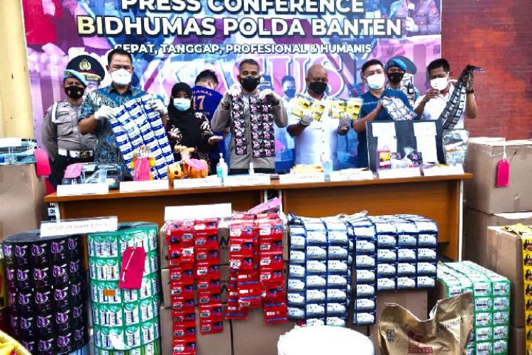 Polisi Grebek Pabrik Minyak Rambut dan Shampoo Palsu Di Tangerang, Produknya Beredar Hingga Lampung Sejak 3 Tahun Lalu