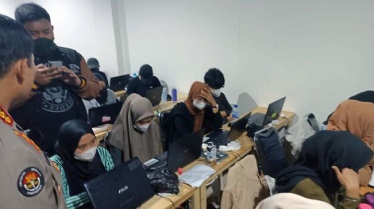 99 Orang Ditangkap dari Kantor Pinjol Ilegal di PIK Jakarta Utara