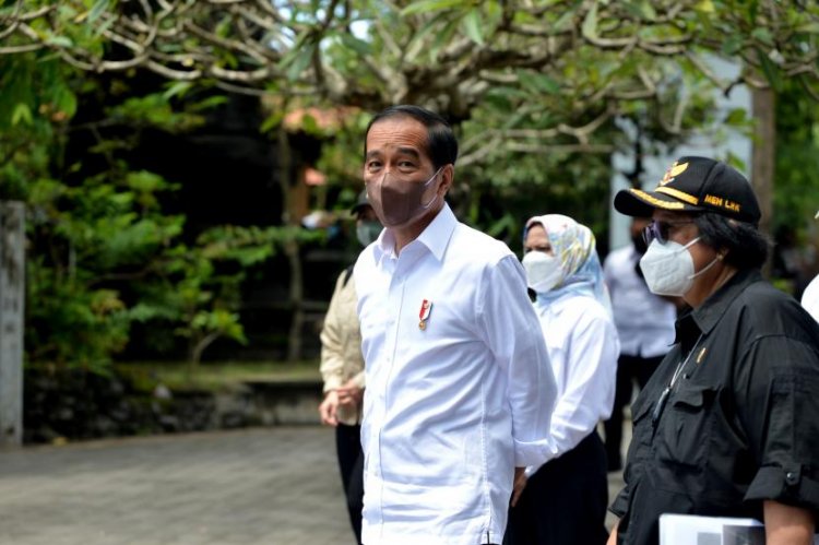 Jokowi: Jangan Ada yang Merasa Lebih Suci dari yang Lain