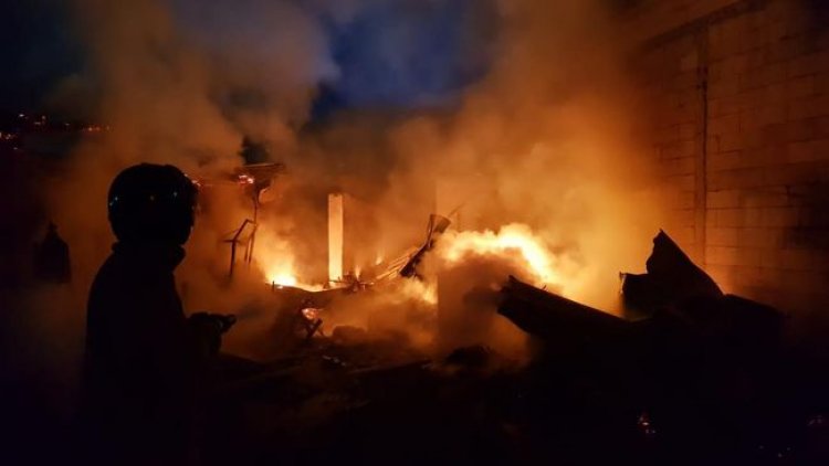 Kebakaran Hebat Bakar 300 Rumah Dalam Waktu 2 Jam, 555 Warga Terdampak Kebakaran