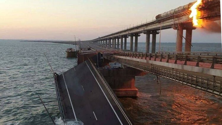 Ledakan Jembatan Crimea Di Rusia Tewaskan 3 Orang