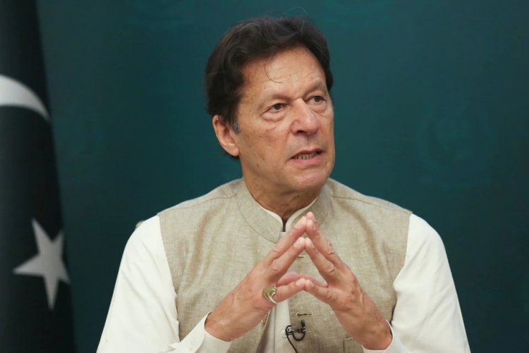 Eks PM Pakistan Imran Khan Kena Tembakan Saat Demo Anti Pemerintah