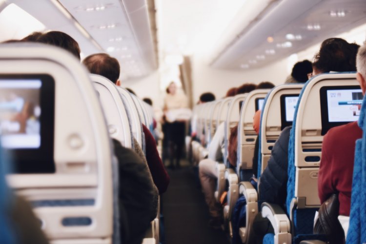 Viral Kakek 76 Tahun Nekat Masturbasi Di Sebelah Gadis Muda Di Pesawat