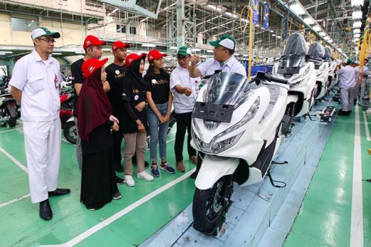 PT Astra Honda Motor Buka Lowongan Kerja, Cek Posisi dan Syaratnya