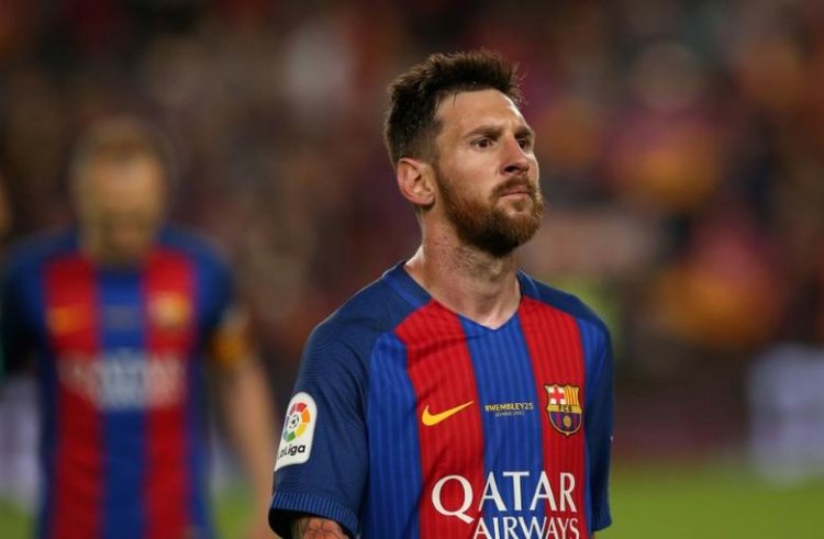 Ternyata Ini Alasan Messi Pakai Topeng Saat Bermain untuk La Masia