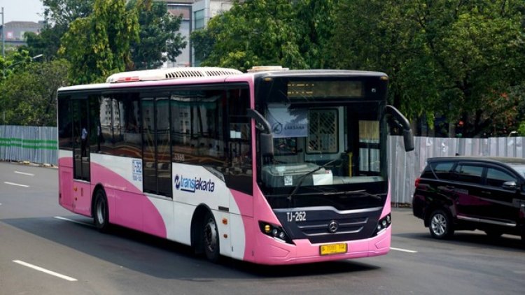 Marak Pelecehan Seksual, Transjakarta Akan Tambah Bus Pink Khusus Wanita