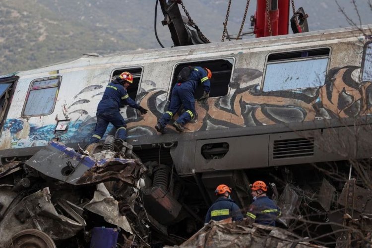 PM Yunani Berduka Atas Tewasnya 38 Orang Akibat Kecelakaan Dua Kereta Api