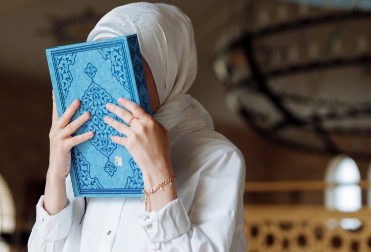 Ilustrasi Deretan Ibadah di Bulan Ramadhan untuk Wanita Haid