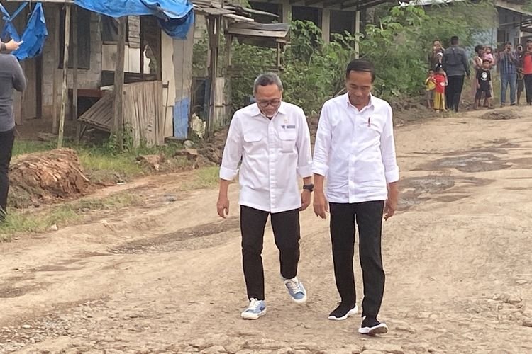 Instagram Jokowi Banjir Keluhan Jalan Rusak Usai Sidak Di Lampung