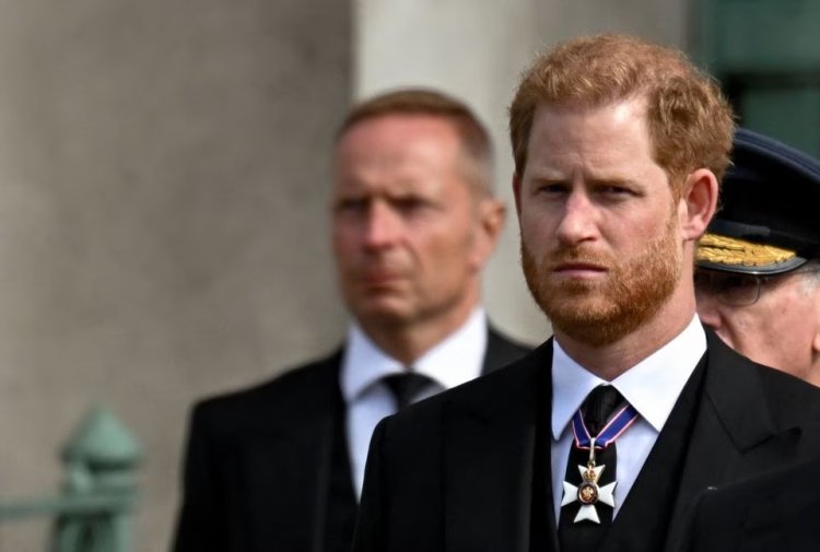 Foto Penobatan Raja Charles III: Kenapa Tidak Ada Pangeran Harry?