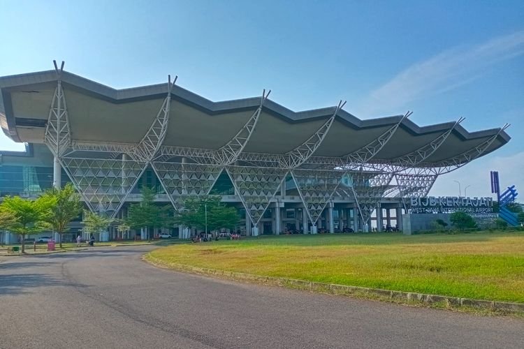 Jokowi: Bandara Kertajati Beroperasi Penuh Mulai Oktober 2023