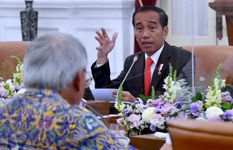 Jokowi Panggil Menkominfo Soal Pembangunan BTS