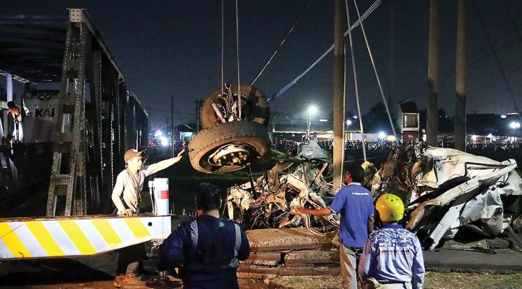 Sopir Truk  Kecelakaan Kereta Api di Semarang Jadi Tersangka