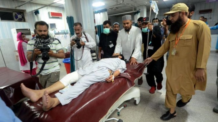 Terjadi Ledakan Bom Bunuh Diri di Pakistan, 44 Orang Tewas
