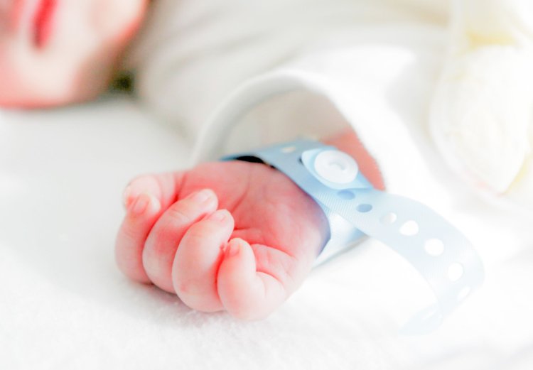 Seorang Bayi Alami Kritis Setelah Diberi Susu Formula Oleh Perawat RS