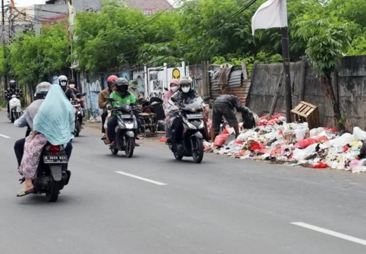 Buang dan Bakar Sampah Sembarangan di Kota Tangerang Bisa Didenda Rp 50 Juta!