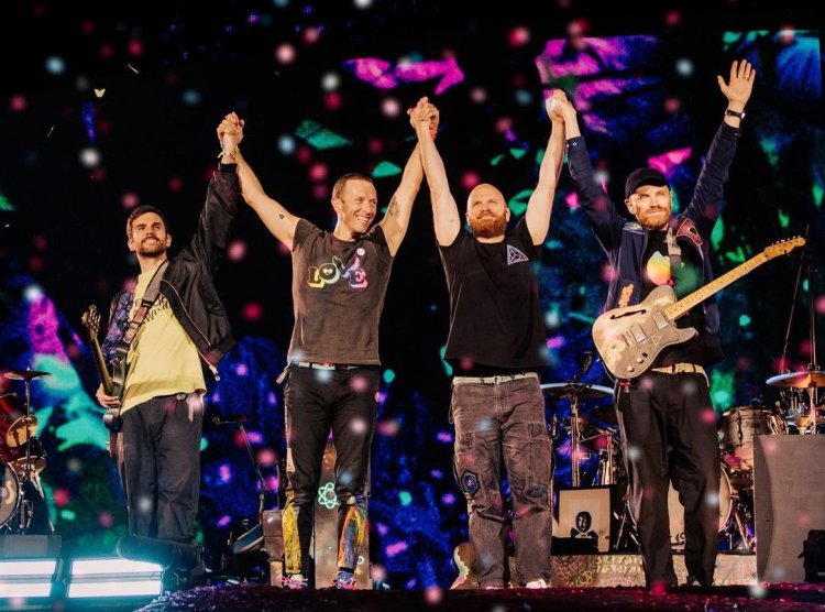Coldplay Dituntut Mantan Manajer Sebesar Rp191 Miliar Terkait Komisi Album