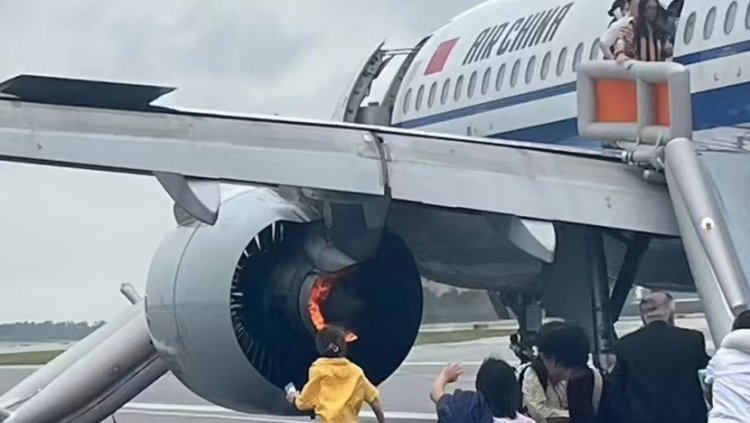 Pesawat Air China Mendarat Darurat di Bandara Singapura Gegara Mesin Terbakar, 9 Orang Terluka