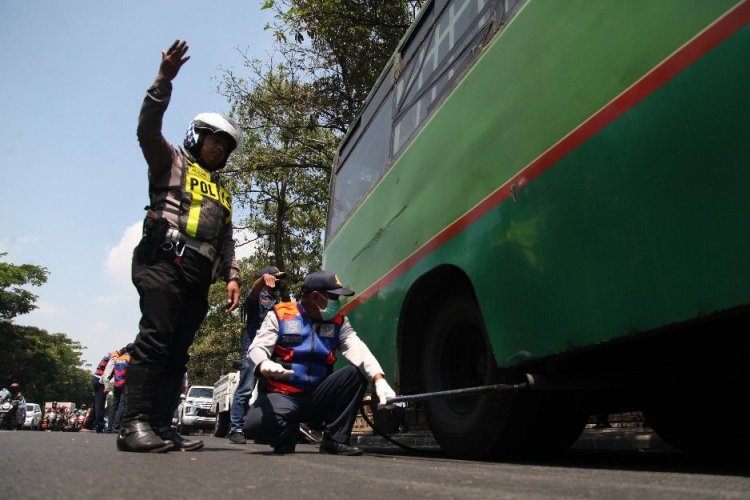 Pemprov DKI Jakarta Gratiskan Layanan Uji Emisi di Terminal Bus