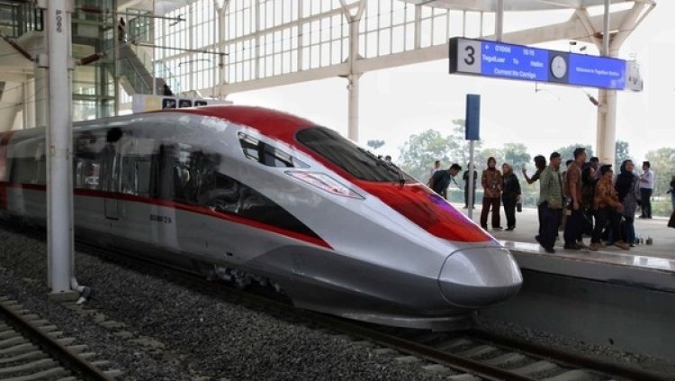 Sudah Dibuka untuk Masyarakat, Ini Cara Daftar Naik Kereta Cepat Jakarta-Bandung