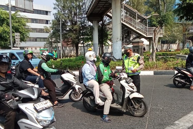 Operasi Zebra Jaya 2023: Polisi Ingatkan Pemobil Pakai Seat Bealt