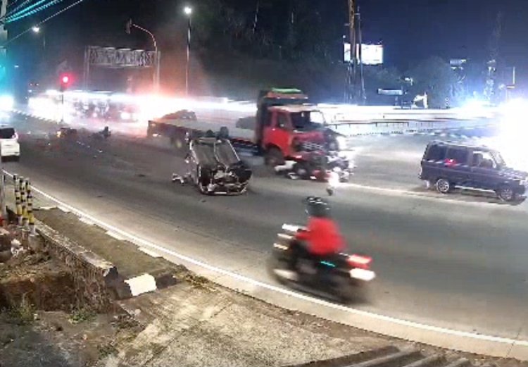Tragedi Kecelakaan Maut di Tol Bawen Semarang: Empat Meninggal, Tujuh Luka Berat