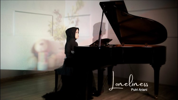 Chord Lagu Loneliness Putri Ariani Beserta Liriknya