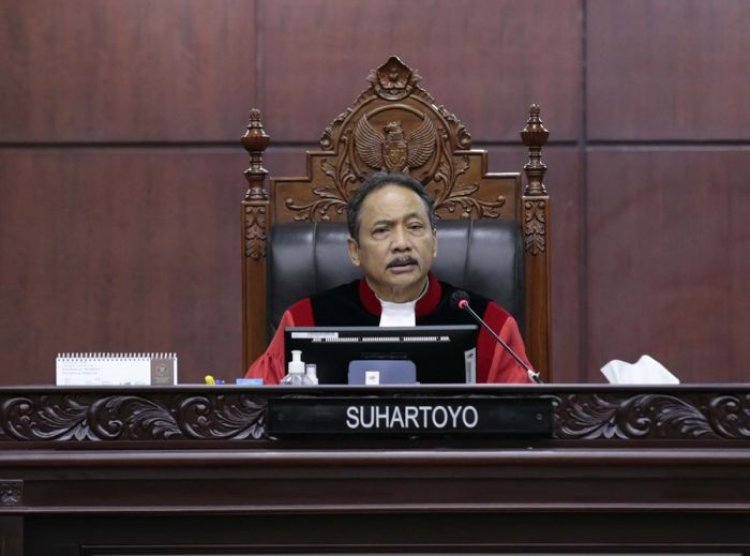 Suhartoyo Resmi Gantikan Anwar Usman sebagai Ketua Mahkamah Konstitusi