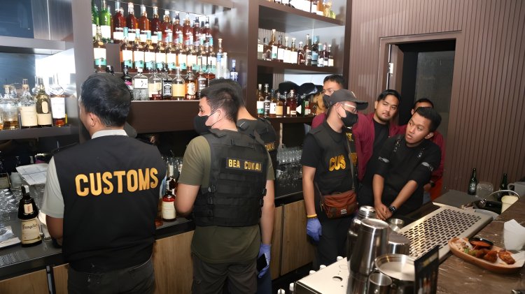 Polisi Gelar Razia Kafe Senopati, Temukan Pengunjung Positif Narkoba