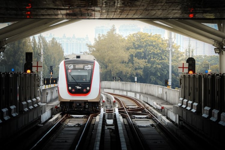 Ada Perubahan, Ini Jadwal Terbaru LRT Jabodebek Per 16 Januari!