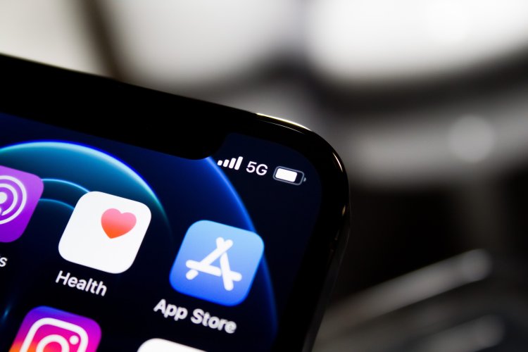 Apple Izinkan Pengguna Instal Aplikasi dari Luar App Store