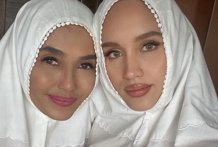 Unggahannya Tuai Kontroversi, Ibu Cinta Laura Ubah Caption di Instagram