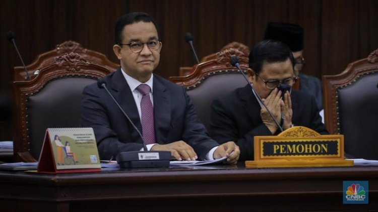 MK Tolak Dalil Tim Anies soal Jokowi 'Cawe-cawe' di Pilpres 2024